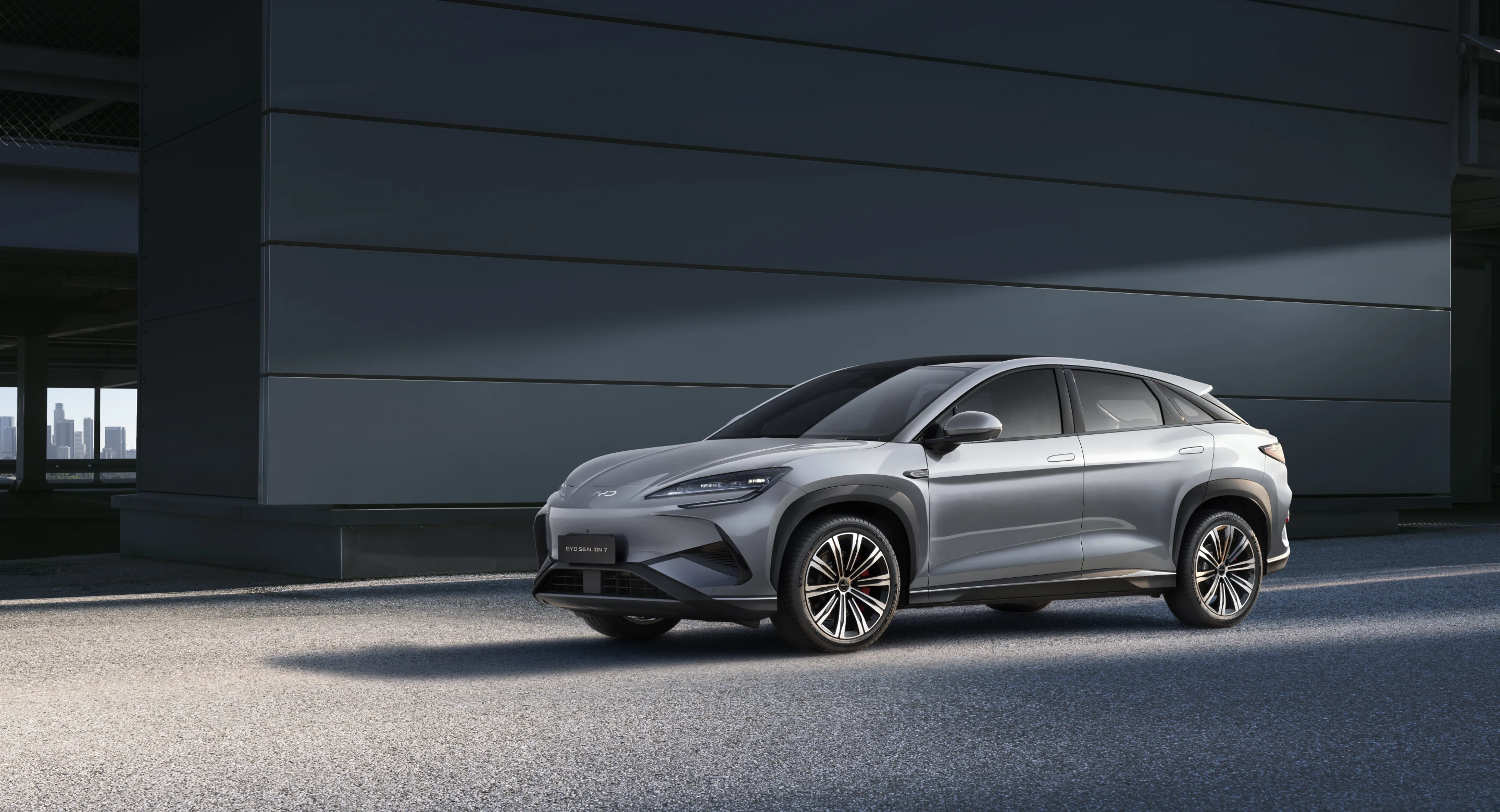 BYD Sealion 7